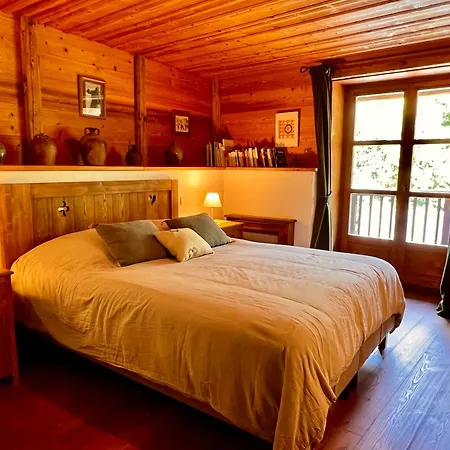 Altus Chalet *